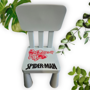 chaise plastique spider man